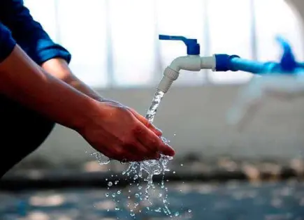 Aumenta consumo de agua por calor