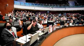 Rechazan en Senado impuesto a remesas