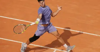 Alcaraz avanza a semifinales