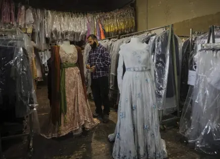 Artistas preservan las tradiciones de la ópera italiana