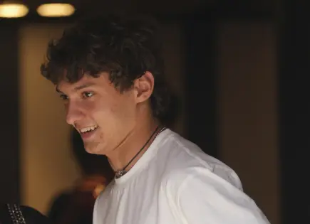 Kimi Antonelli celebra su 1er año en la Fórmula Uno