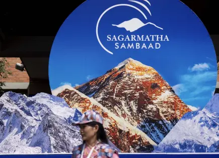 Nepal lanza cumbre climática para proteger el Himalaya