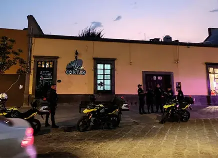 Asaltan el céntrico Café Cortao