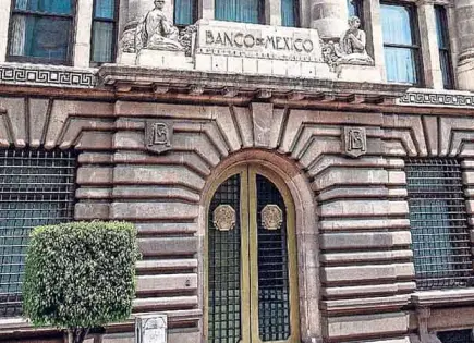 Banxico aplica 3er. recorte de 50 puntos