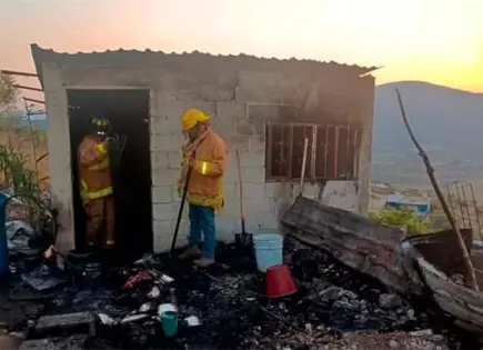 Incendio deja a familia en la calle