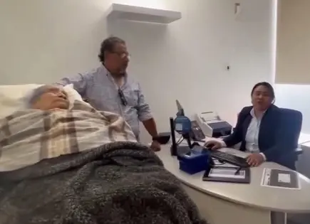 BBVA ofrece disculpa tras obligar a una ancianita a ir en camilla