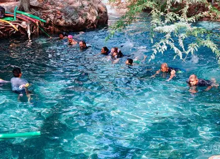 Ofrecen hidroterapias en la Media Luna Ofrecen hidroterapias en la Media Luna