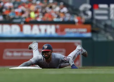 Orioles caen 10-6 ante Nacionales