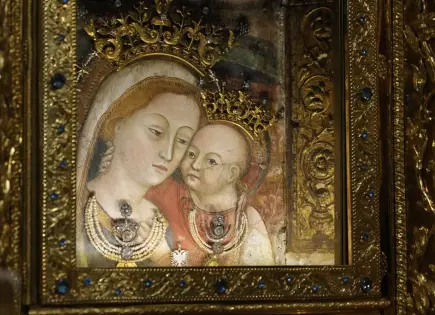 Historia y tradiciones de la devoción a la virgen María