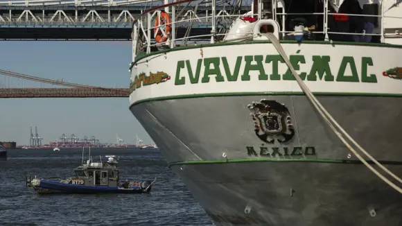 Este es el Buque Escuela Cuauhtémoc que chocó en Nueva York