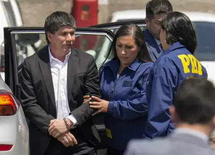 Corte Suprema de Chile otorga arresto domiciliario a exfuncionario acusado de violación