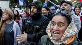 Polémica por protesta con haka en Parlamento de Nueva Zelanda