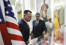 Venezuela libera a veterano de EEUU considerado detenido injustamente, dice su familia