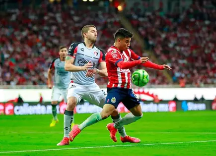 Chivas todavía no tiene claro a su nuevo entrenador