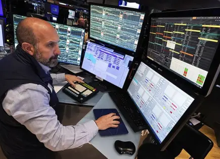 Dólar débil lleva al tipo de cambio a 19.32 pesos
