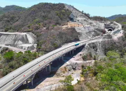 Cemex impulsa la nueva ruta del Pacífico con infraestructura vial sostenible