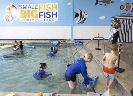 Importancia de las clases de natación para niños con autismo