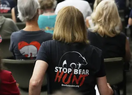 Florida aprueba preliminarmente polémica caza de osos negros pese a fuerte oposición Florida aprueba preliminarmente polémica caza de osos negros pese a fuerte oposición