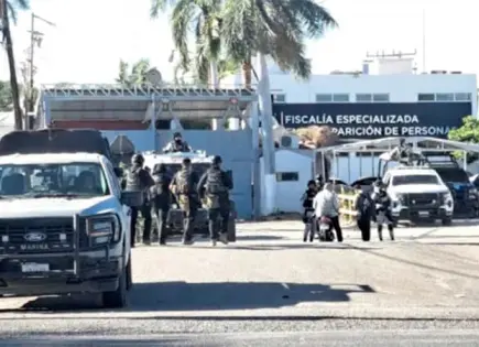 Reos armados enfrentan a policías en Aguaruto