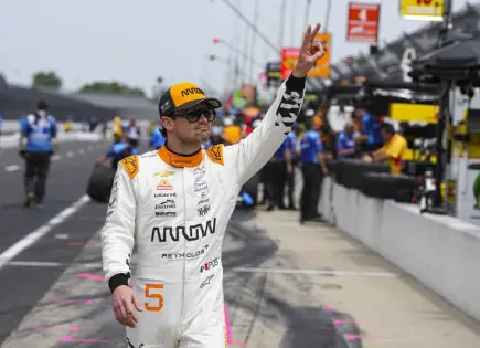 Pato OWard y la tradición de ordeñar una vaca en Indianápolis