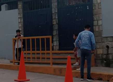 Suspenden clases en escuelas, por falta de agua