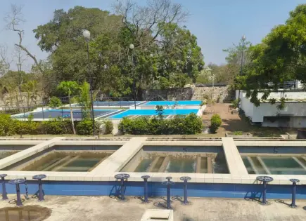 Siguen sufriendo por agua en varias colonias de Ciudad Valles
