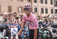 Isaac Del Toro se destaca en el Giro de Italia Isaac Del Toro se destaca en el Giro de Italia