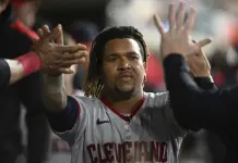 Victoria de Guardianes en emocionante juego de béisbol