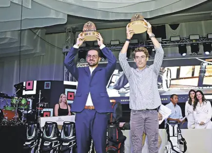 ¡CAMPEONES!