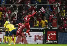 Toluca vence a América y se corona campeón de la Liga MX Toluca vence a América y se corona campeón de la Liga MX