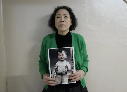 Mujer demanda a una agencia por la adopción de su hijo desaparecido