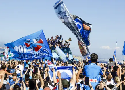 Nápoles celebra título de la Serie A