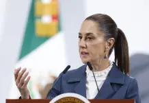 Sheinbaum insiste en que "está abierta" a hablar con maestros ante crecientes protestas