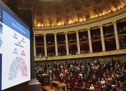 Aprueban ley de muerte asistida en Francia