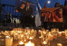 Comunidad de Kansas realiza funeral privado de empleada de embajada israel&iacute;