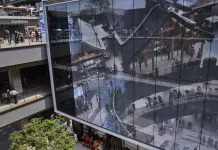 Empresas europeas reducen costos e inversiones en China