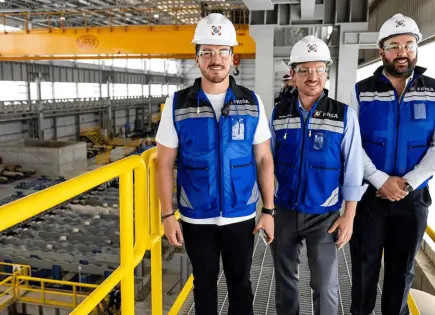 Samuel García celebra expansión de FRISA en García, NL