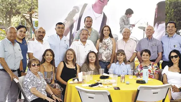 MAESTROS COMPROMETIDOS
