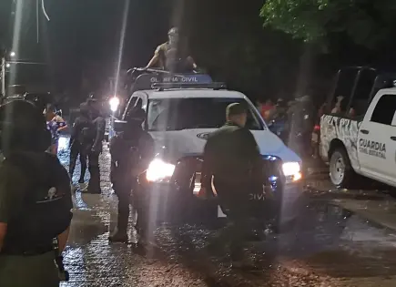 Tras persecución, rescatan a víctima de secuestro en Valles Tras persecución, rescatan a víctima de secuestro en Valles