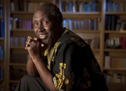 Fallece Ngugi wa Thiong&acute;o, &iacute;cono de la literatura africana en Kenia