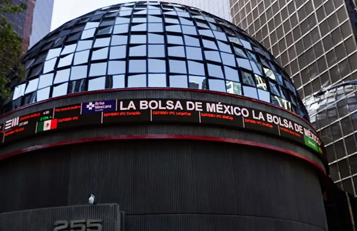 BMV arranca la semana con un retroceso del .33%