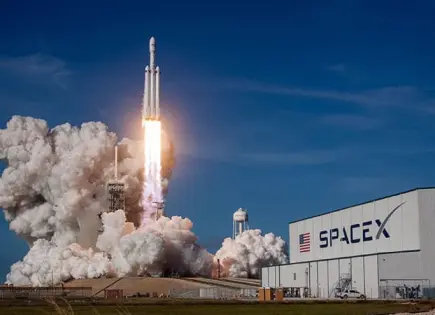 SpaceX celebra reinicio acde los vuelos tripulados