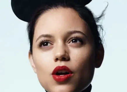 Jenna Ortega se despoja del gótico: así posa en Harper´s Bazaar