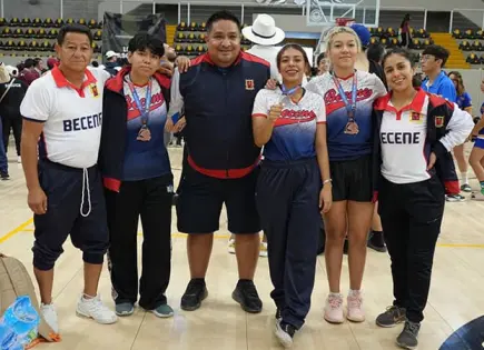 Destaca Becene en Nacional de Lucha
