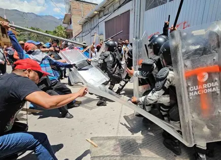 Magisterio disidente se radicaliza en 3 estados