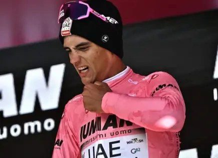 Isaac del Toro, a un paso de hacer historia en el Giro de Italia