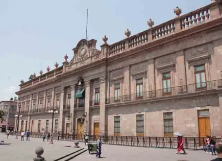 Paga gobierno millonada por crédito rápido