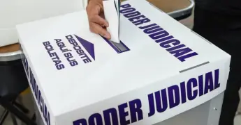 Morena propone aplazar elecci&oacute;n judicial al 2028 en M&eacute;xico