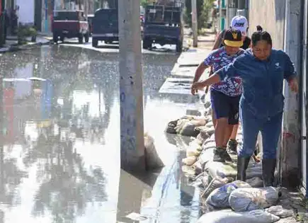 Desalojan 11 mil m3 de agua en Chalco