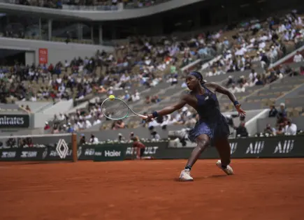 Coco Gauff avanza a cuartos en Roland Garros tras broma con Frances Tiafoe Coco Gauff avanza a cuartos en Roland Garros tras broma con Frances Tiafoe
